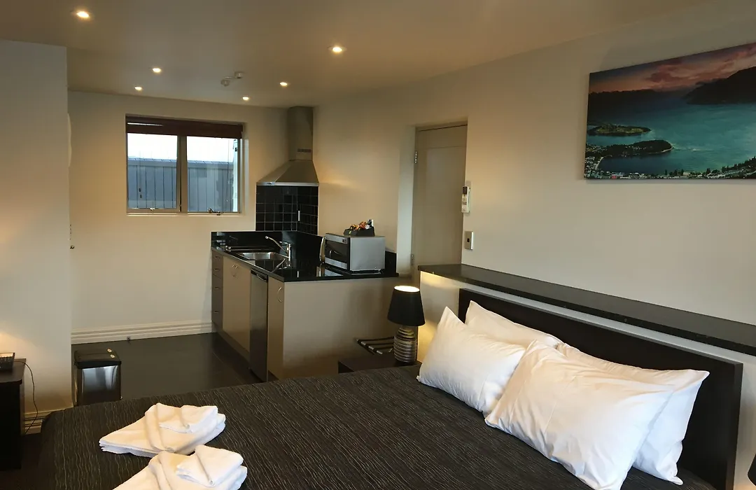 Autoline Motel Queenstown-1