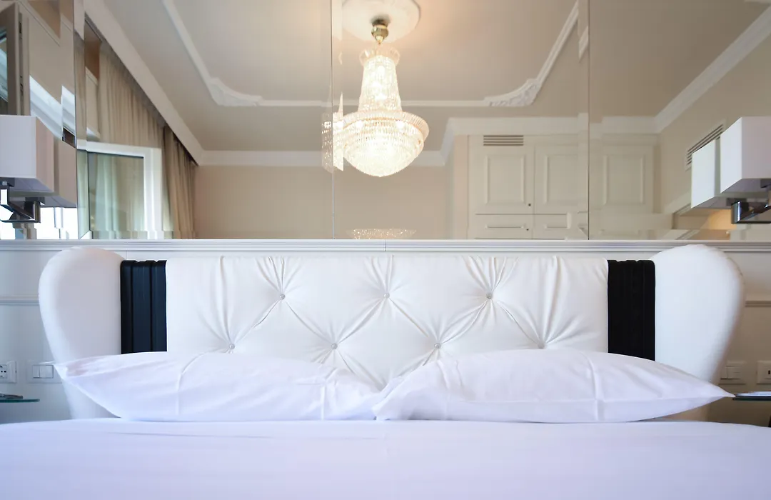 Suite Milano Duomo-1