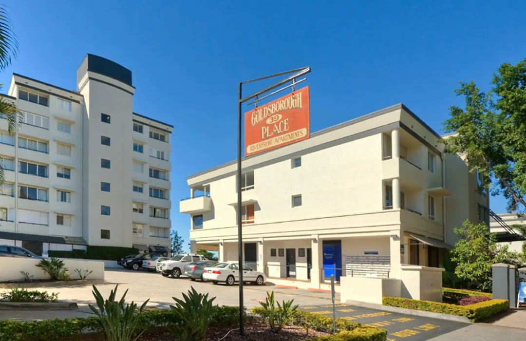 Goldsborough Place Apartments-1