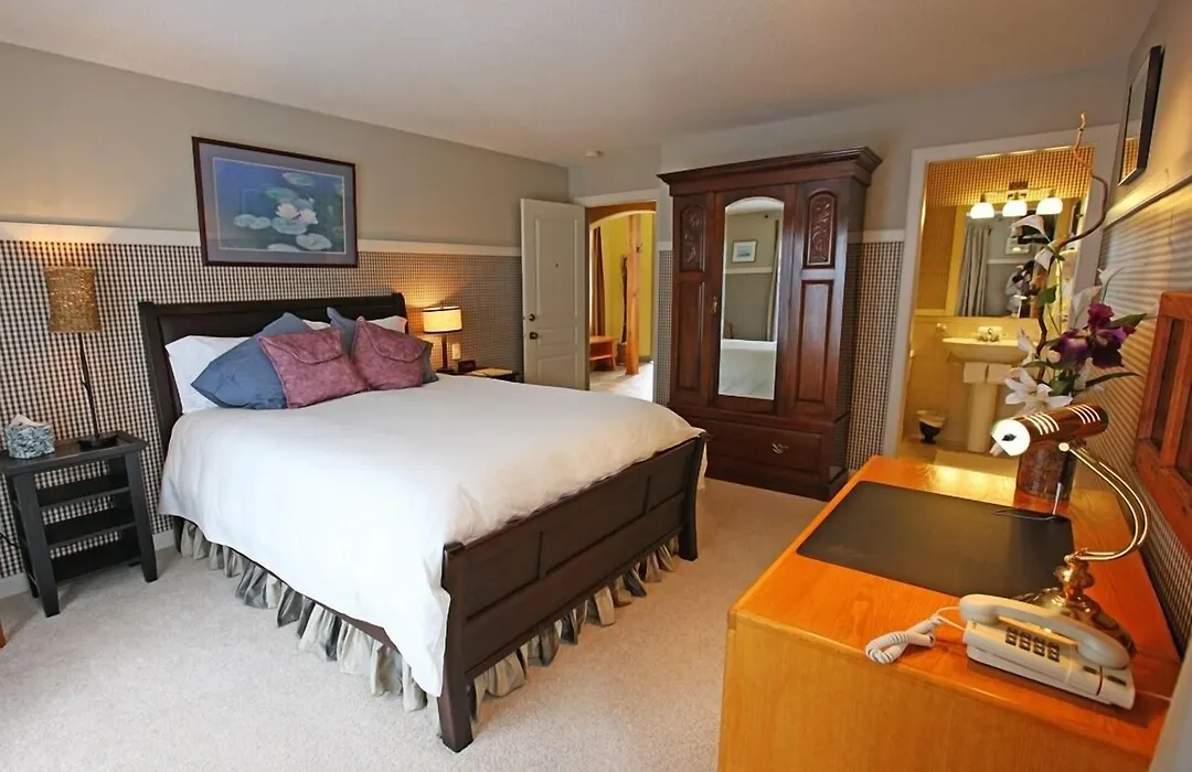 Buffaloberry Bed & Breakfast-1