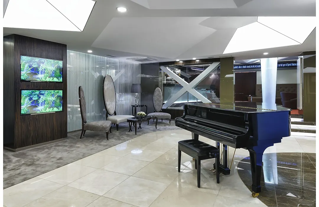 Cartoon Hotel-1