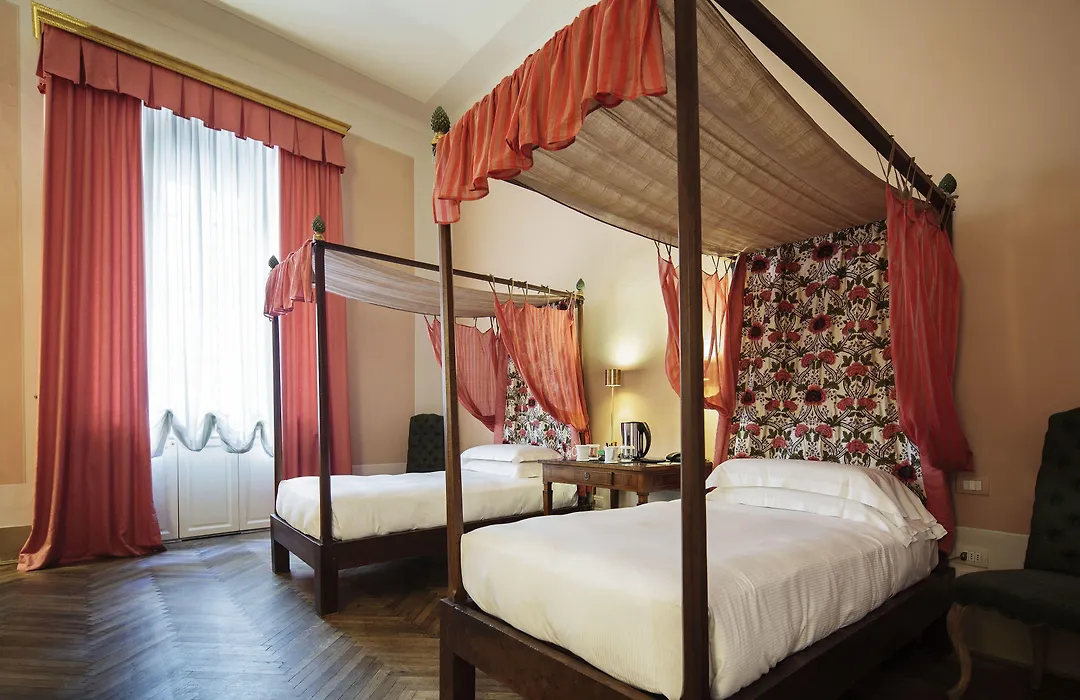 Al Palazzo Del Marchese Di Camugliano Residenza D'Epoca-1