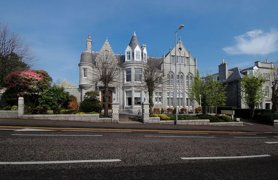 Atholl Hotel-1
