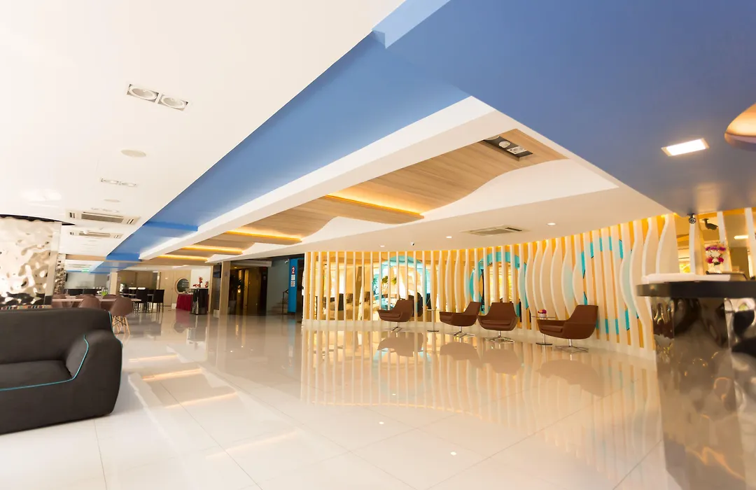 Grand Tower Inn Sathorn Hotel-1