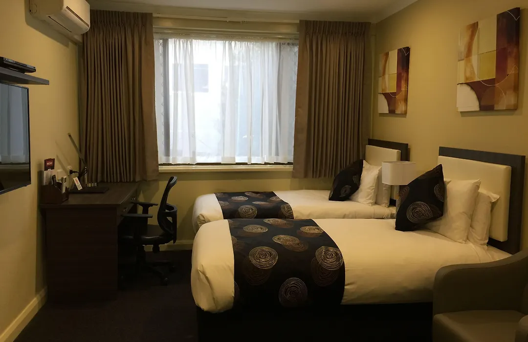 Park Squire Motor Inn & Serviced Apartments - Free Car Park-1