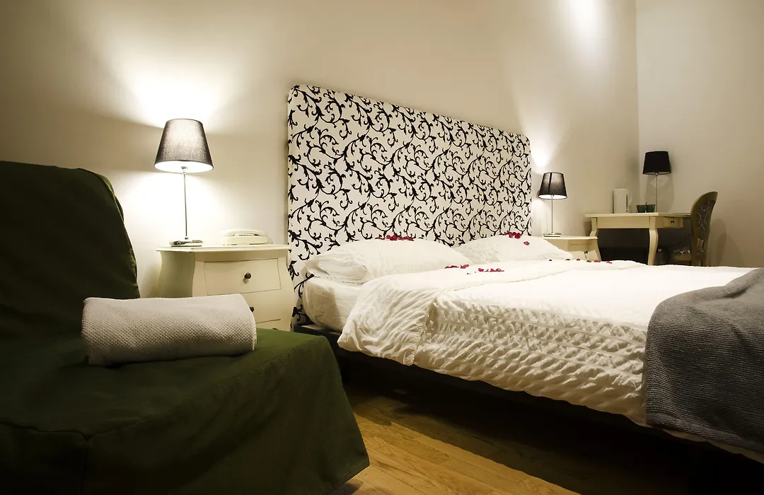 Dolce Vita Suites Boutique-1