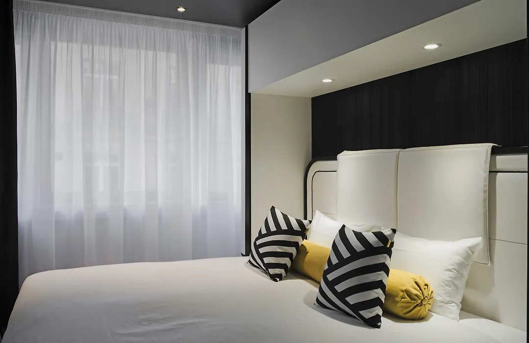 Hotel Ekta Champs Elysees-1