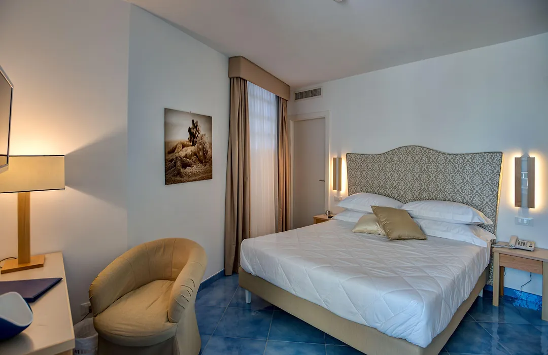 Boutique Hotel Helios (Adults Only)-1