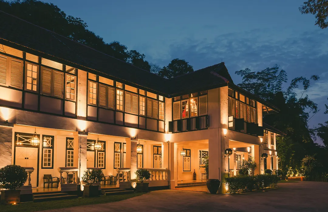 Labrador Villa (Adults Only)-1