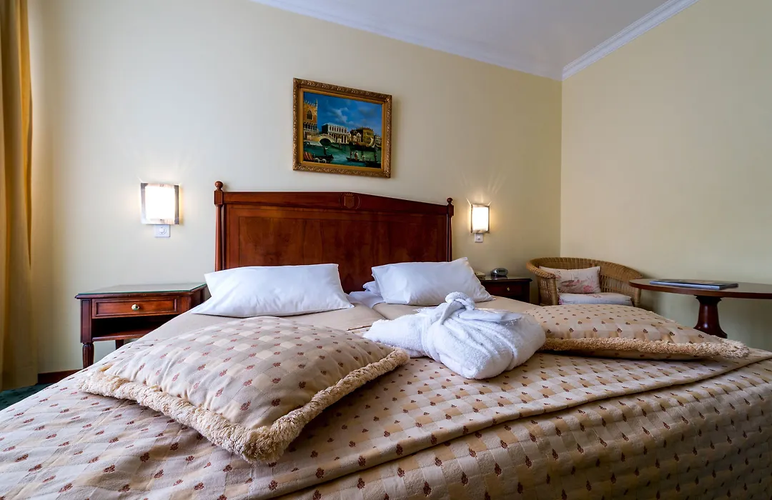 Hotel Churchill-1