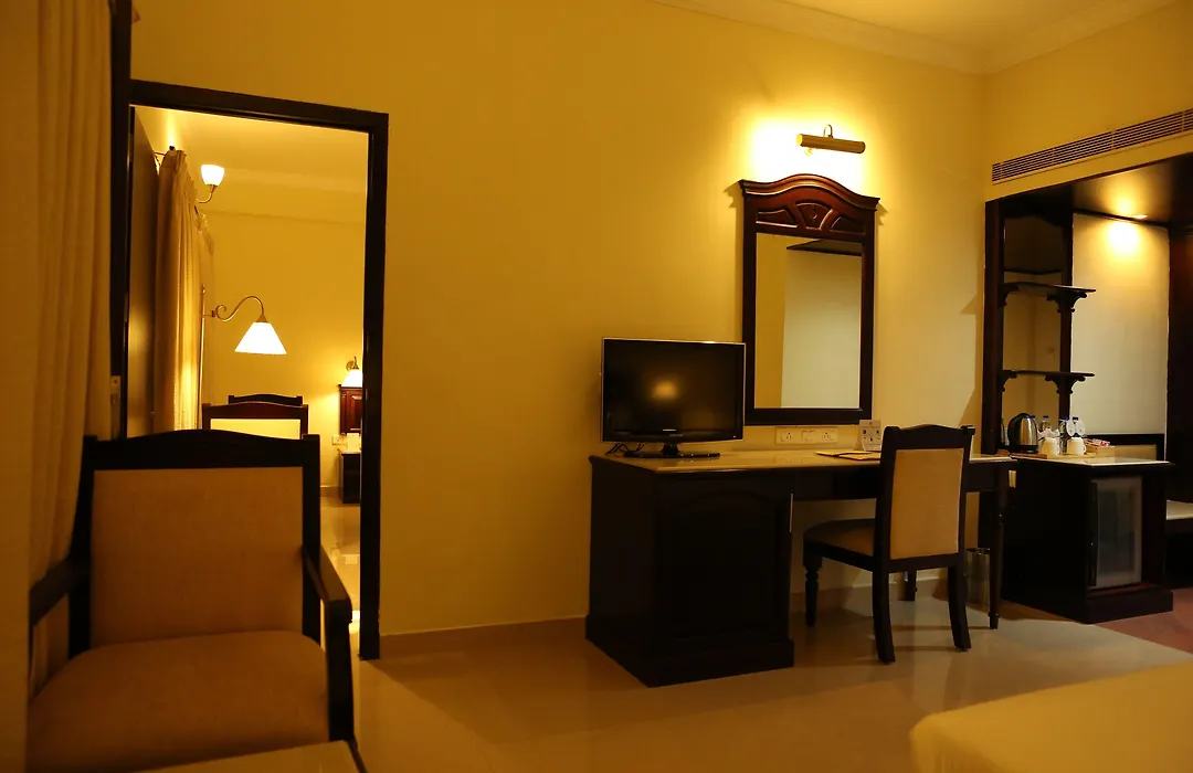 Hotel Airlink Castle-1