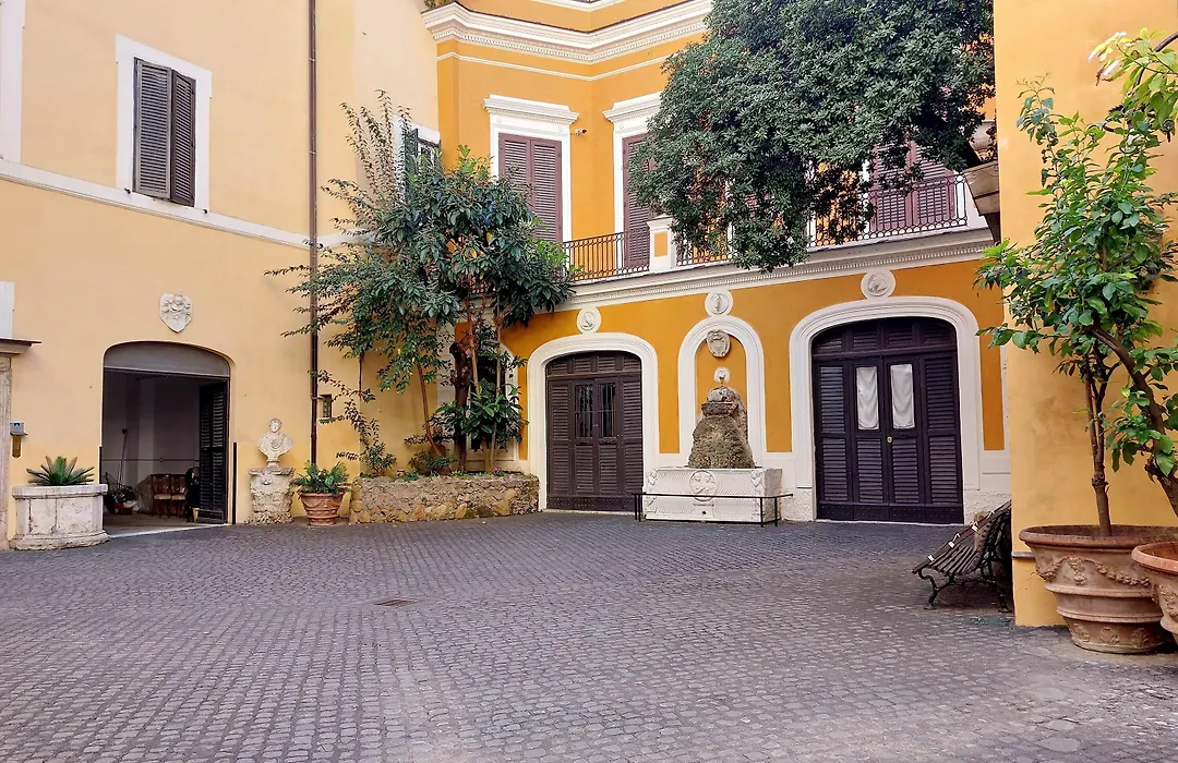 Trevi Rome Suite-1