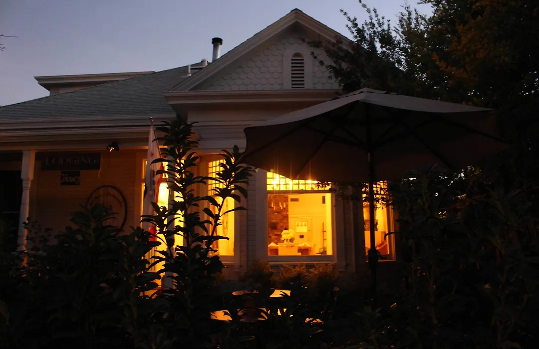 An Inn To Remember-1