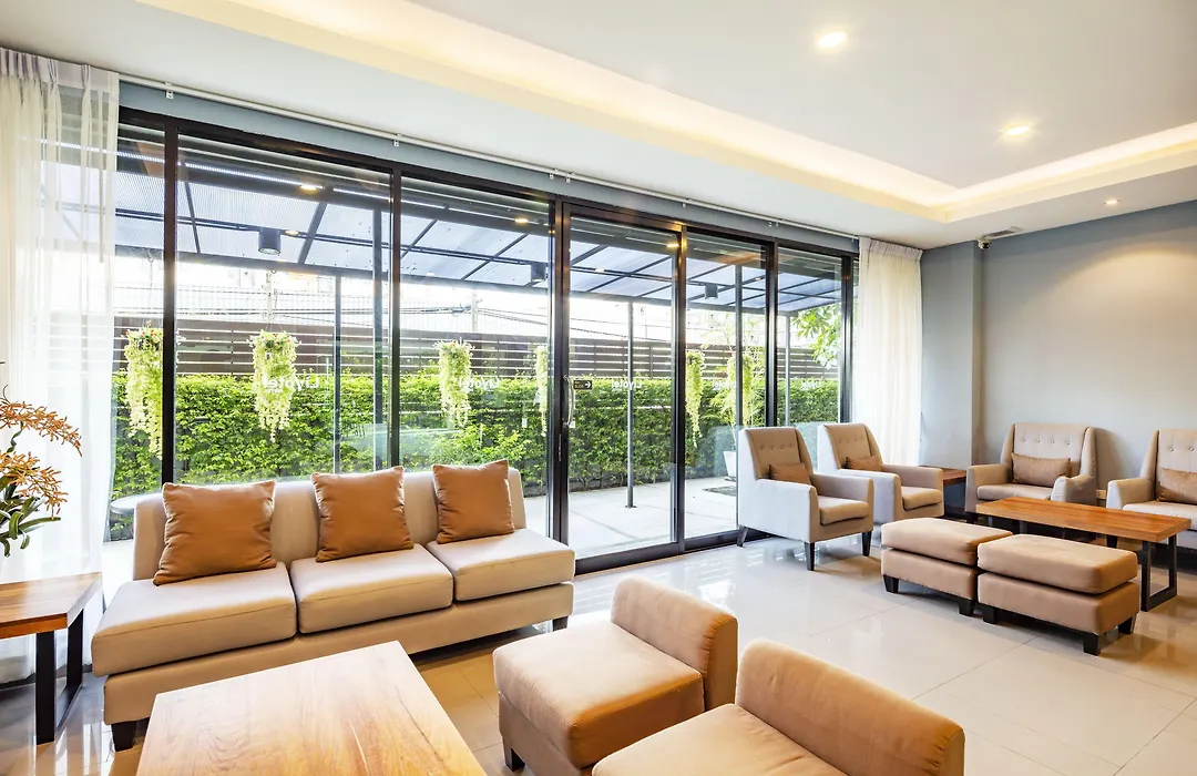 Livotel Hotel Kaset Nawamin Bangkok-1