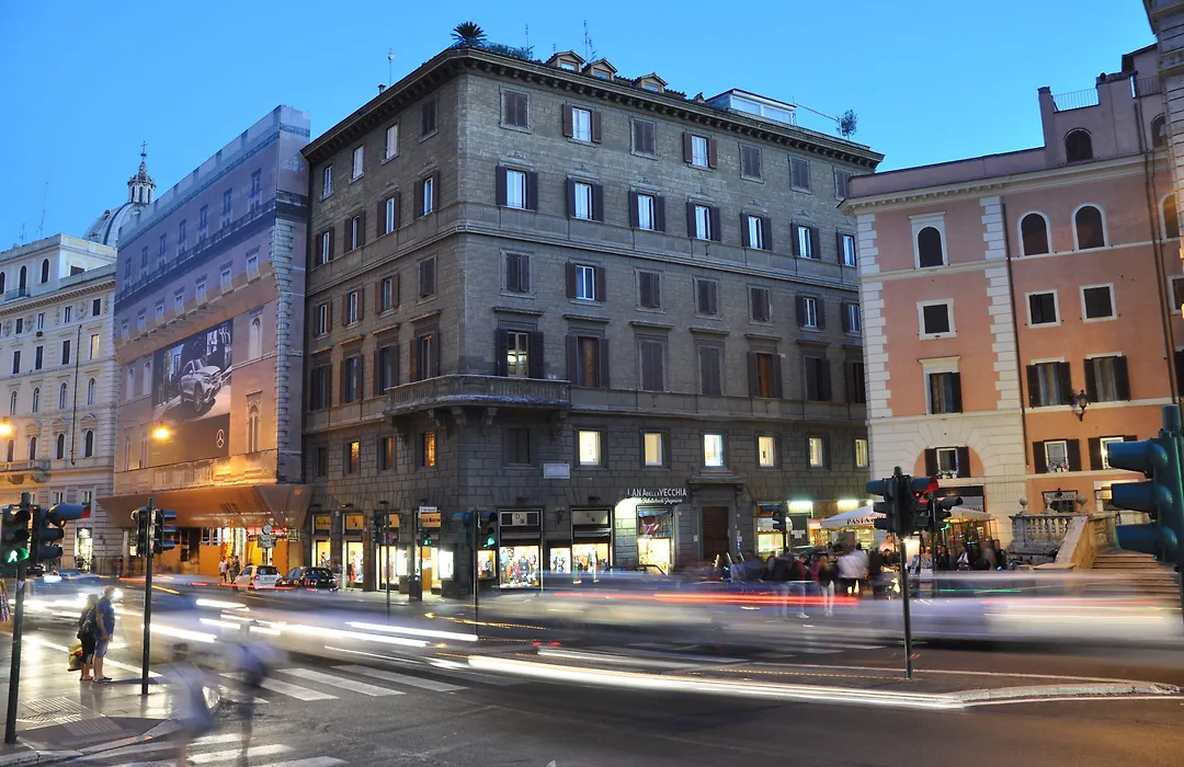 Navona Rooms-1