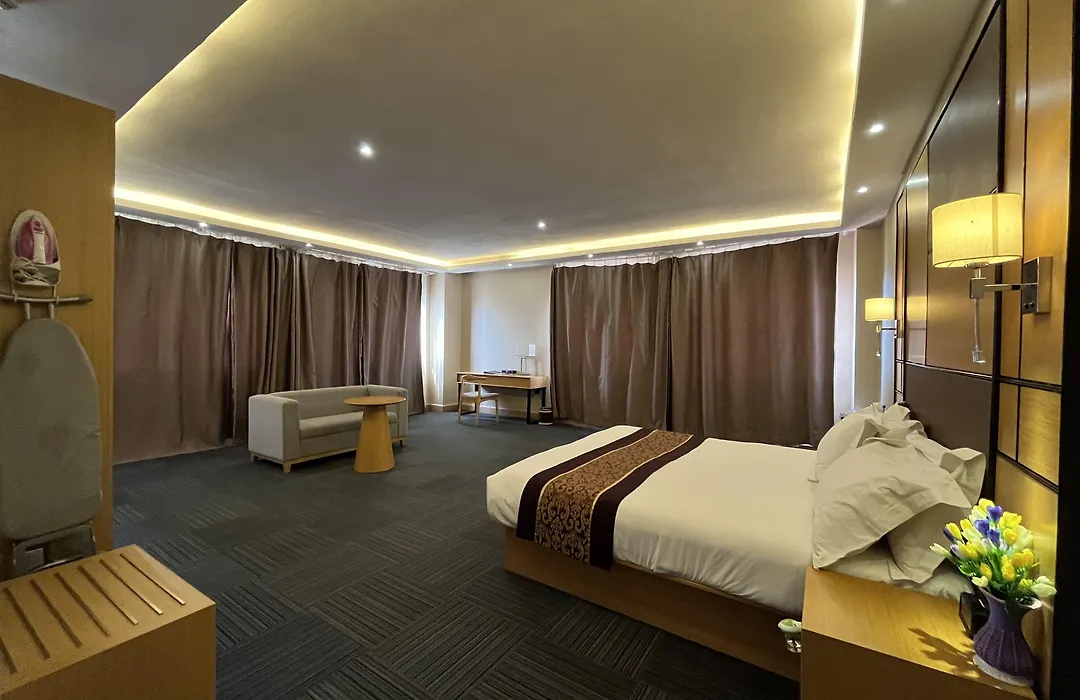 2000 Hotel Downtown Kigali-1