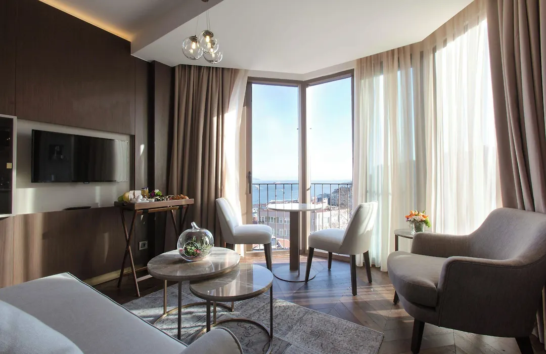 Noble22 Suites-Special Category-1