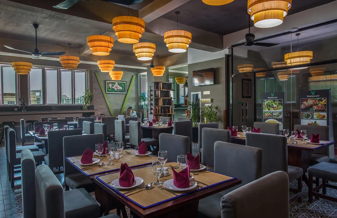 V Hotel Phnom Penh-1