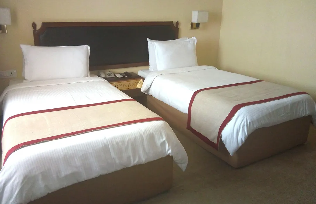 Hotel Dynasty-1