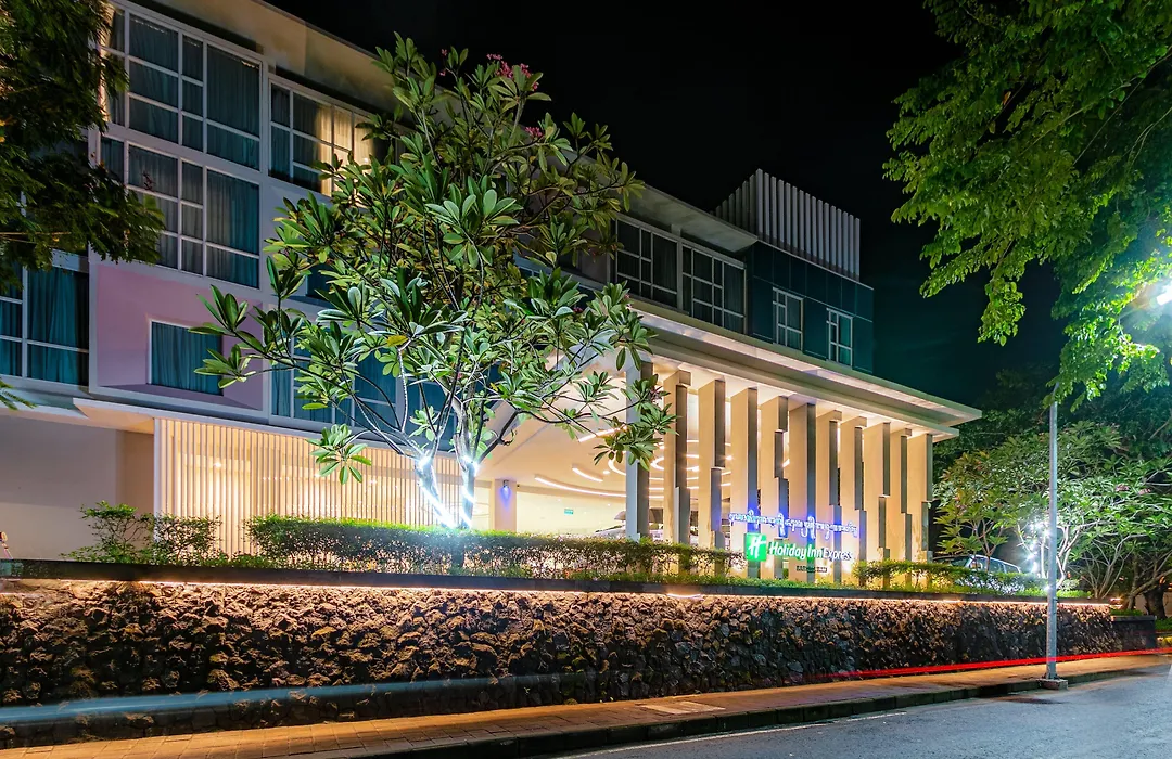 Holiday Inn Express Baruna By Ihg-1
