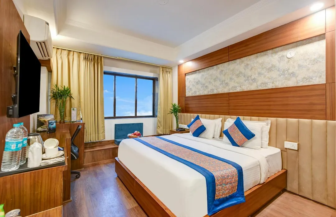 Airport Hotel Grand-1