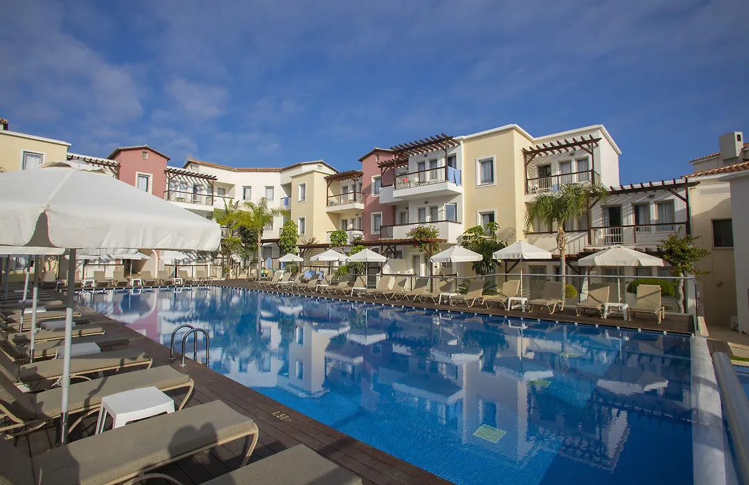 Louis Althea Beach-1