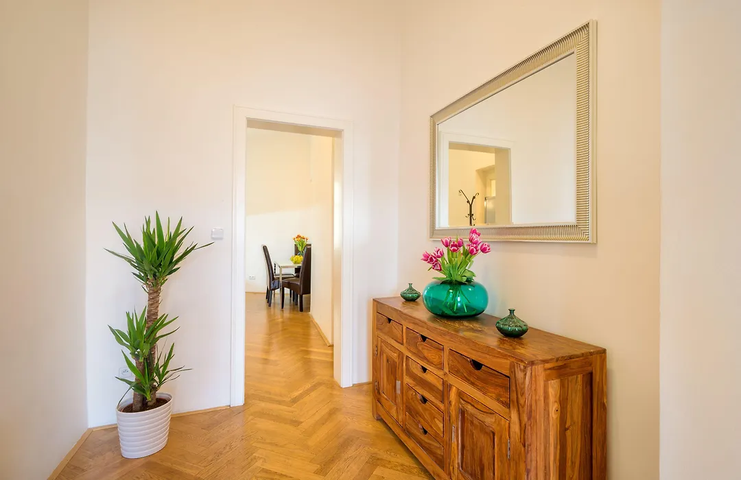 Old Town Square Premium Residence-1