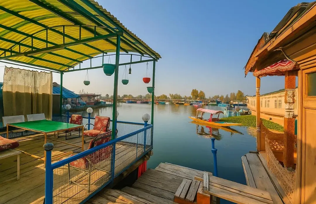 Lalarukh Group Of Houseboats-1