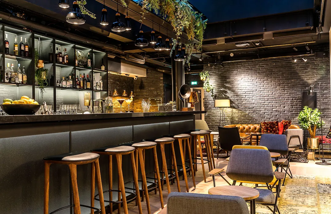 Laz' Hotel Spa Urbain Paris-1