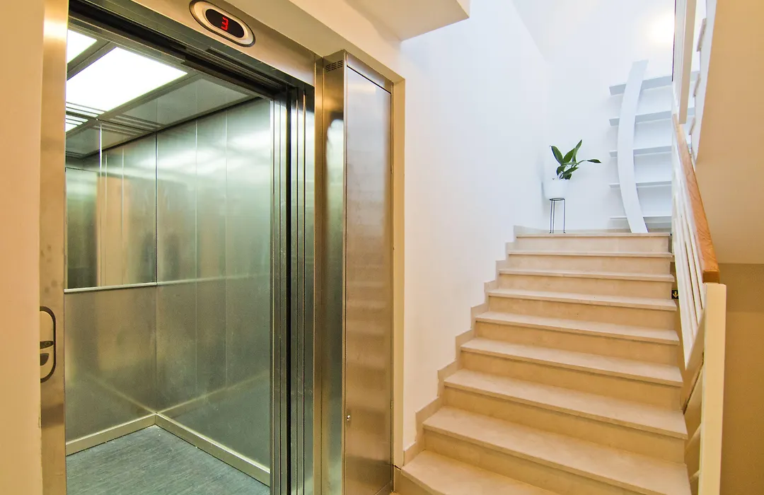 Laura Lux Suites-1