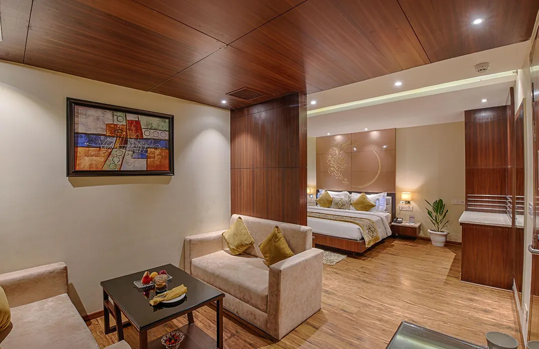 Hotel Lilac-1