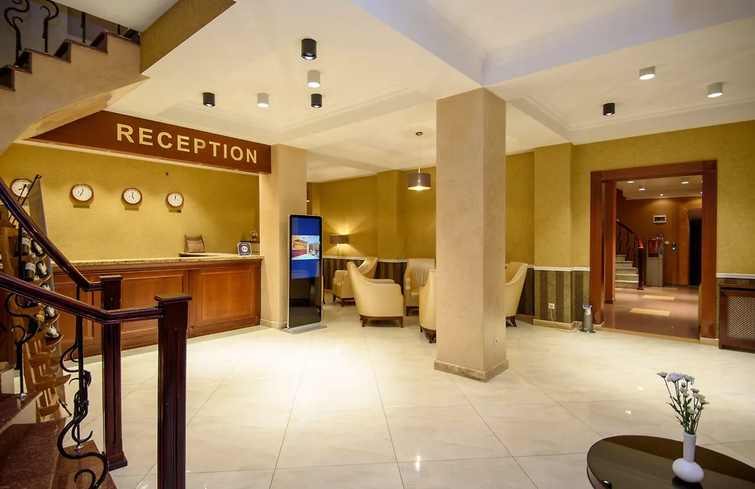 Kmm Hotel-1