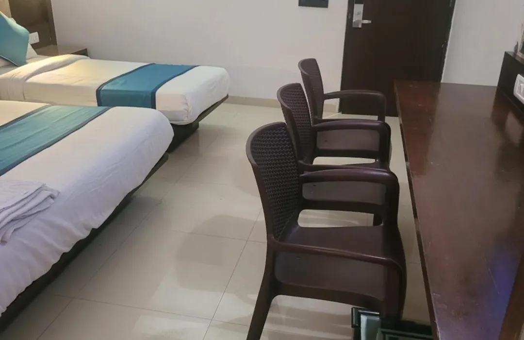 Hotel Sapphire Regency-1