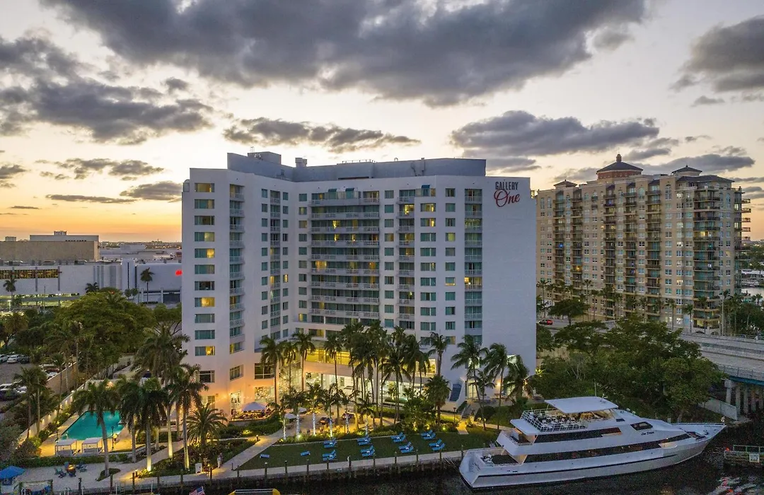 Gallery One - A Doubletree Suites By Hilton Hotel-1