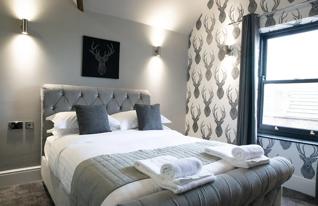 The Glebe Hotel-1