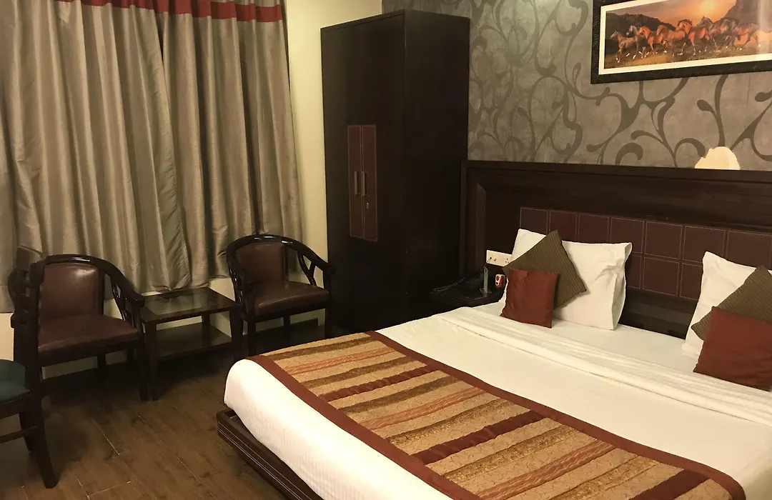Hotel Vaishali Inn Ghaziabad-1