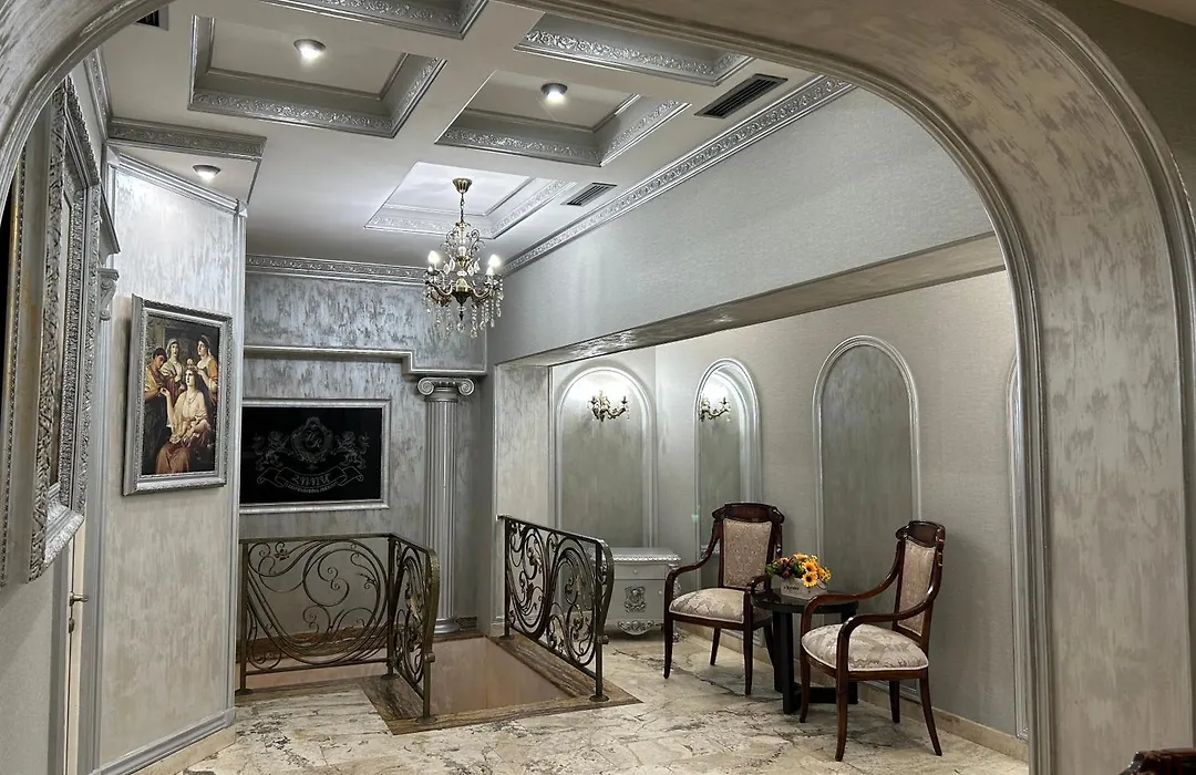 Hotel Roma & Tours-1