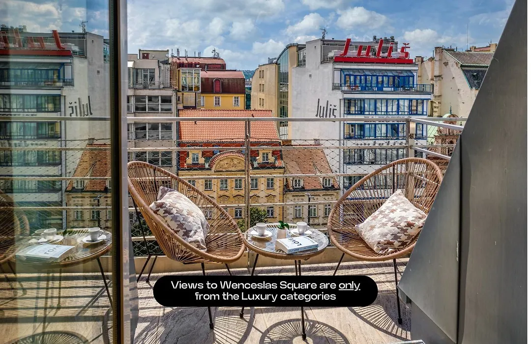 Vn17 Rooftop Suites By Adrez-1