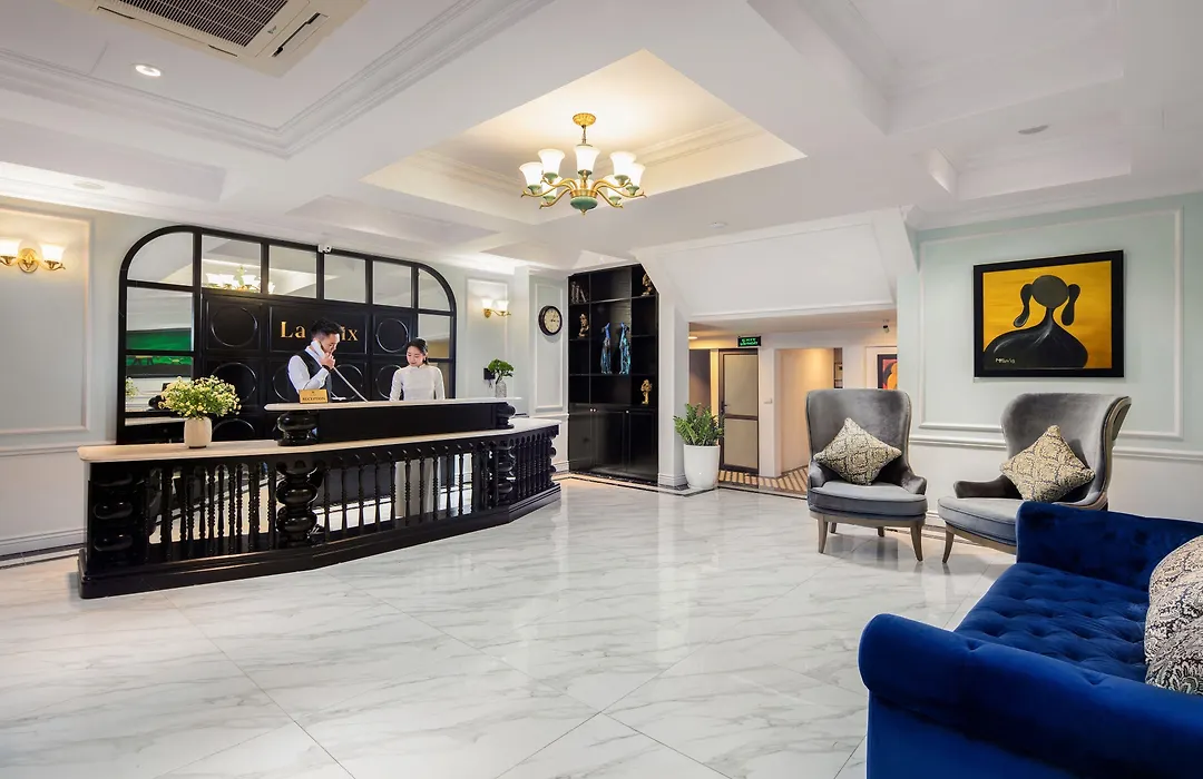 San Boutique Hotel & Travel-1