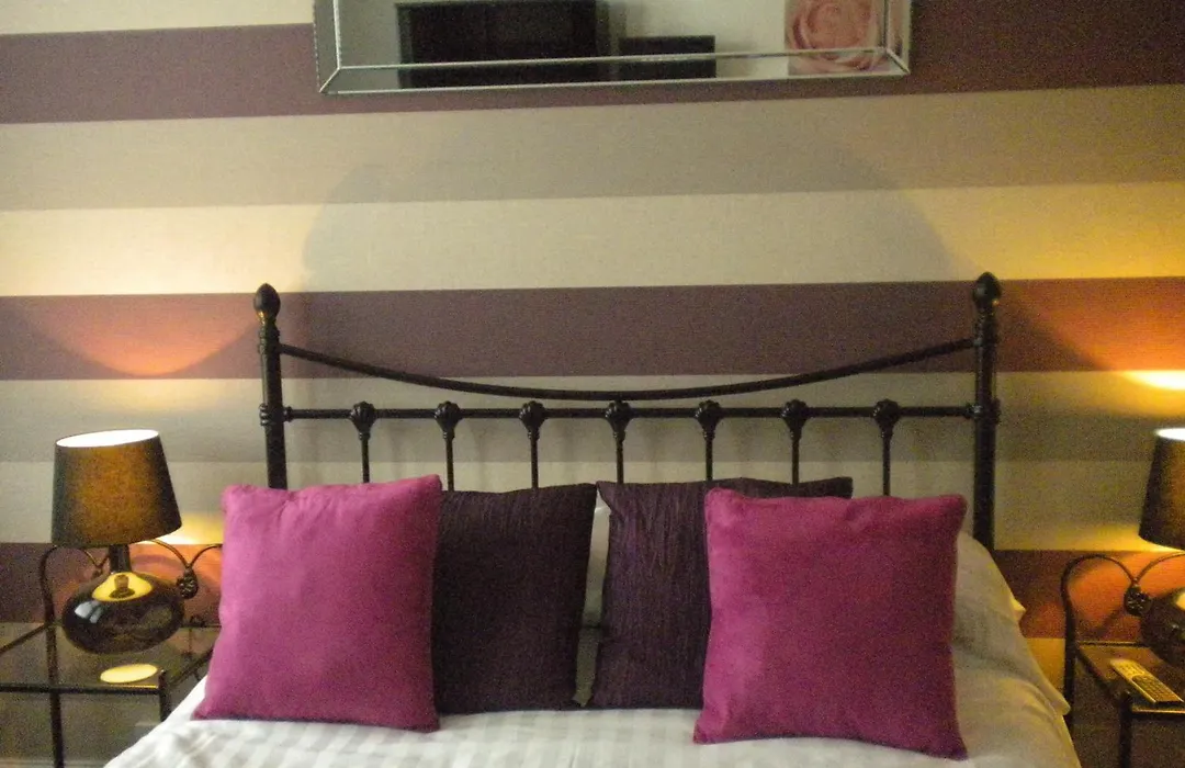 Glenavon Guest House-1