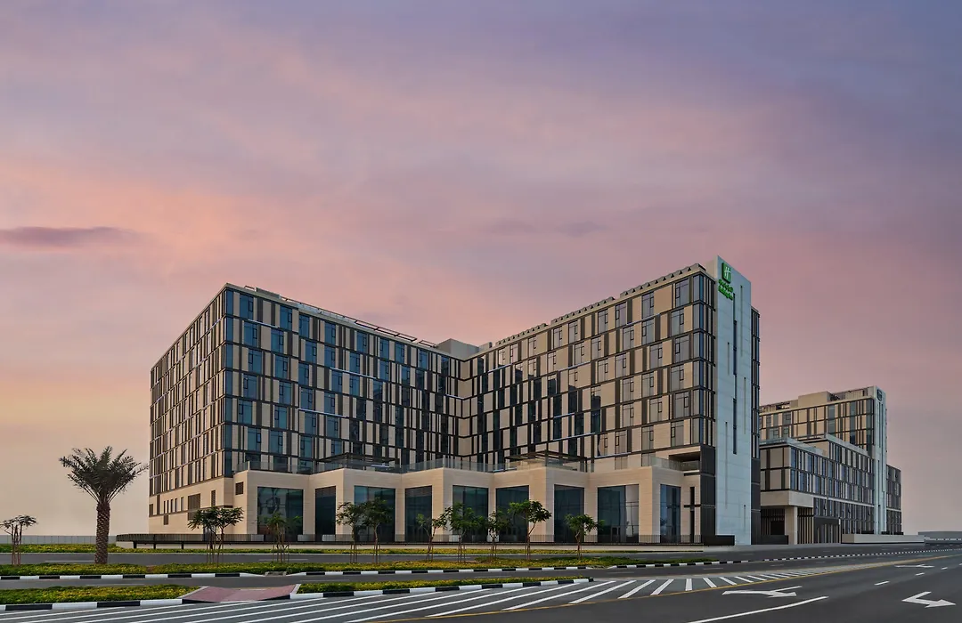 Staybridge Suites Dubai Al-Maktoum Airport By Ihg-1