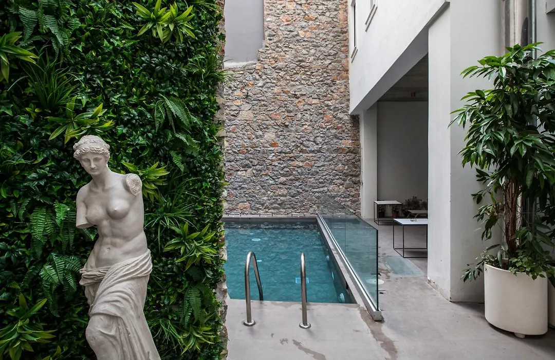Art Suites Korai-1