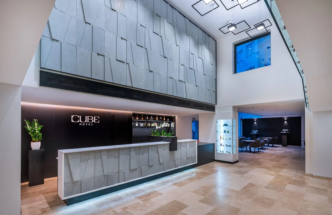 Hotel Cube Prague-1