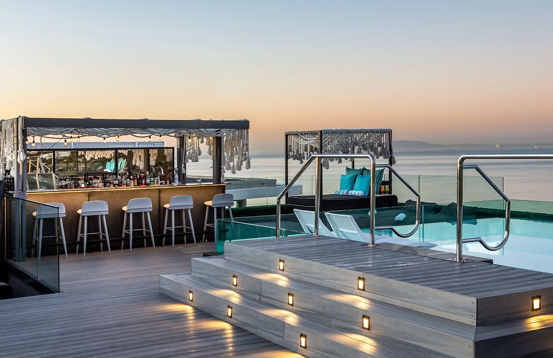 Terra By O'Two Hotels - Mouille Point - Winter Promotion!-1