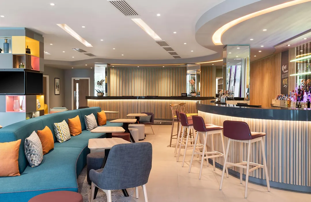 Hampton By Hilton London Ealing-1