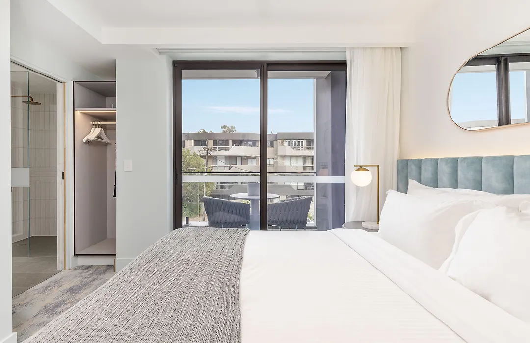 The Albert Mosman-1