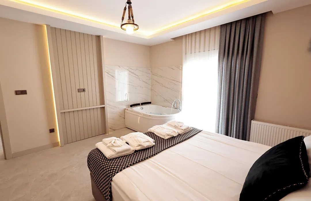 Livia Residence-1