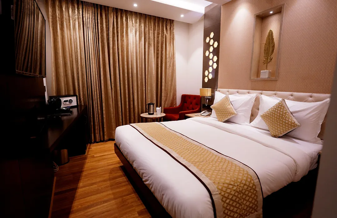 Hotel City Pride - City Centre, With Free Airport Pickup-1