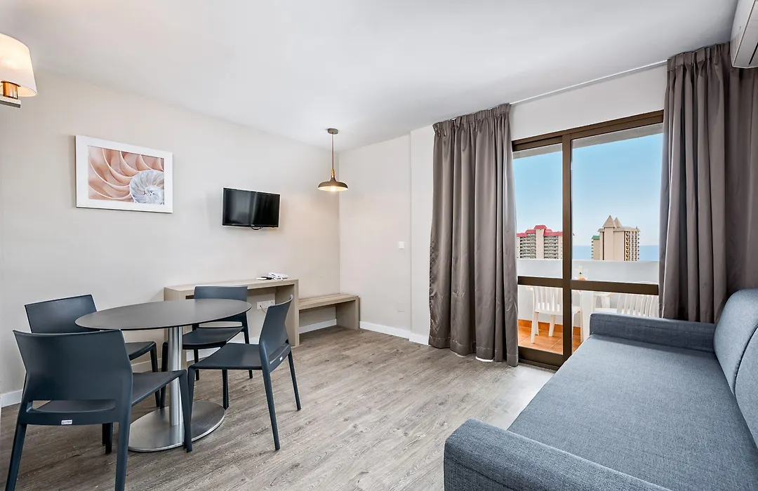 Veramar Aparthotel-1