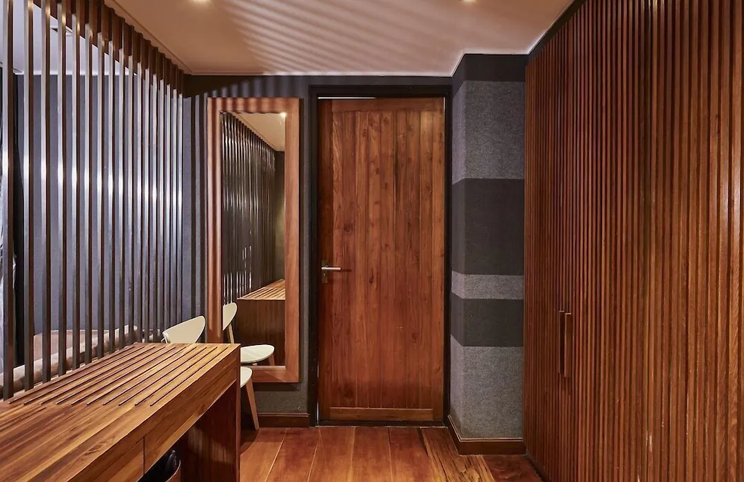Luxx Langsuan Hotel - Sha Plus-1